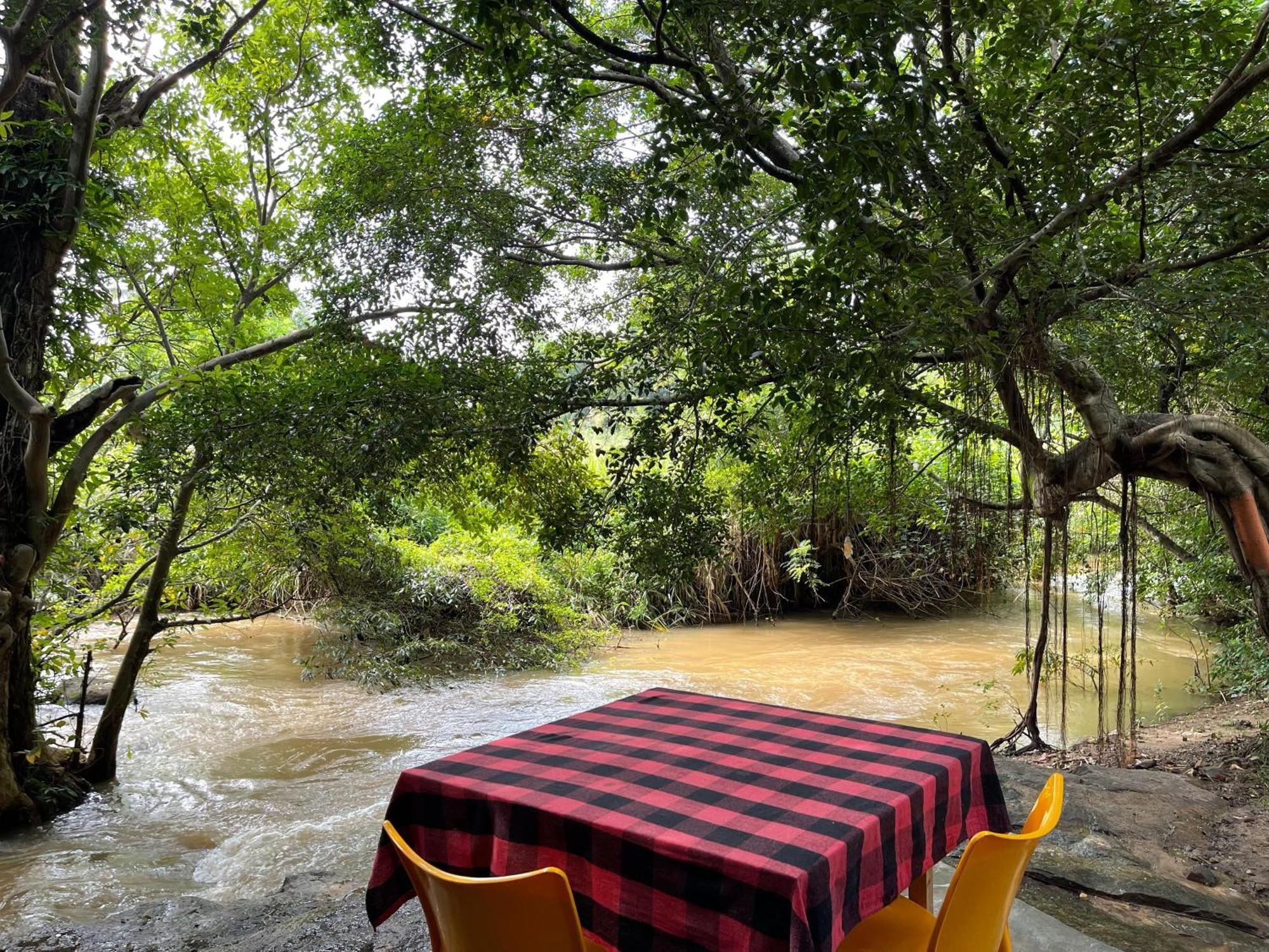 Sigiriya River Side Villa Exterior photo