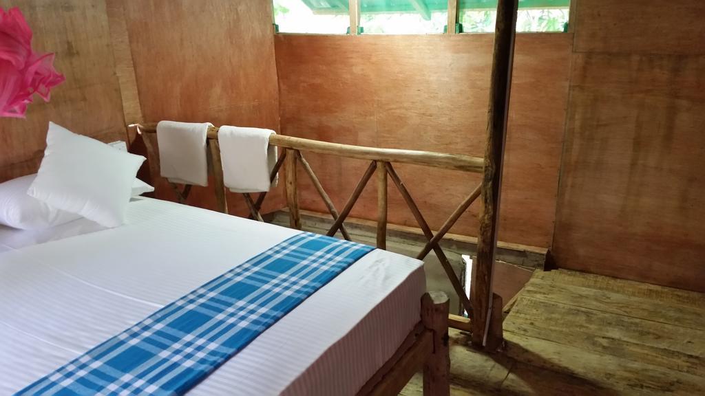 Sigiriya River Side Villa Room photo