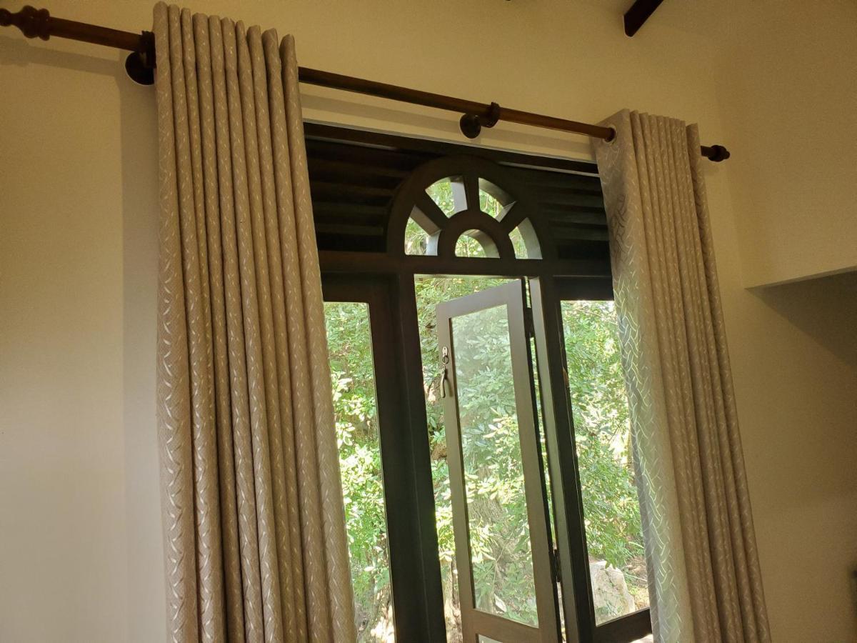 Sigiriya River Side Villa Exterior photo